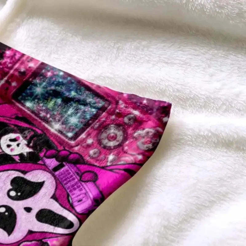 Thread Tumblrz Pink Ghost Face Halloween Flannel Throw Blanket — Cozy Spooky Home Decor